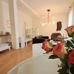Moderne Und 4 In Oberhausen, Ideal Fuer Geschaeftsreisende Und Monteure Apartment *