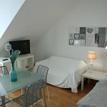 Moderne Und 4 In Oberhausen, Ideal Fuer Geschaeftsreisende Und Monteure Appartement Oberhausen (North Rhine-Westphalia)
