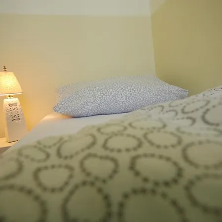 Appartement Moderne Und 4 In Oberhausen, Ideal Fuer Geschaeftsreisende Und Monteure Oberhausen (North Rhine-Westphalia)