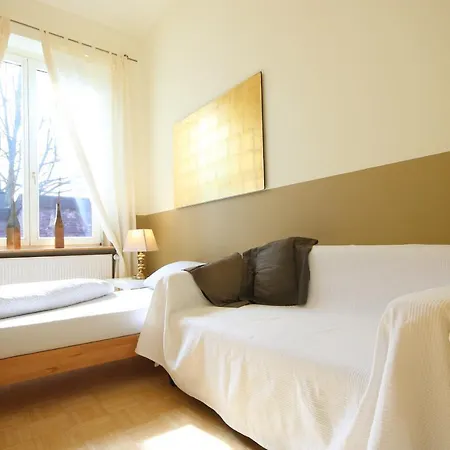 Moderne Und 4 In Oberhausen, Ideal Fuer Geschaeftsreisende Und Monteure Appartement