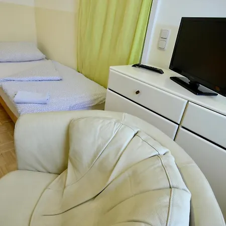 Moderne Und 4 In Oberhausen, Ideal Fuer Geschaeftsreisende Und Monteure
