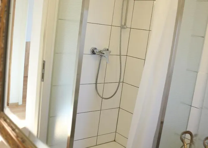 Apartman Moderne Und 4 In Oberhausen, Ideal Fuer Geschaeftsreisende Und Monteure *