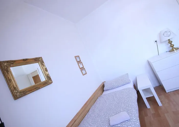 Moderne Und 4 In Oberhausen, Ideal Fuer Geschaeftsreisende Und Monteure Apartman *
